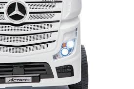 Licensed Mercedes Actros children's 24v ride on lorry with upgraded LEATHER seat, EVA RUBBER tyres, MP4 screen and has parental control- Black (Copy)